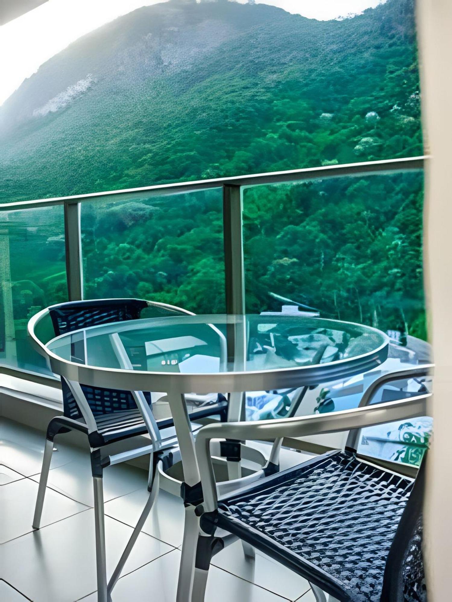 Flat Vpm - Cozinha, Varanda, Ar Cond, Estacionamento, Cama Queen, Vista Incrivel, 400mb Wi-fi, Tv Smart, Servicos De Streaming, Ducha Forte, Proximo A Barra Da Tijuca E Recreio, 10min De Carro Da Apartment Rio de Janeiro